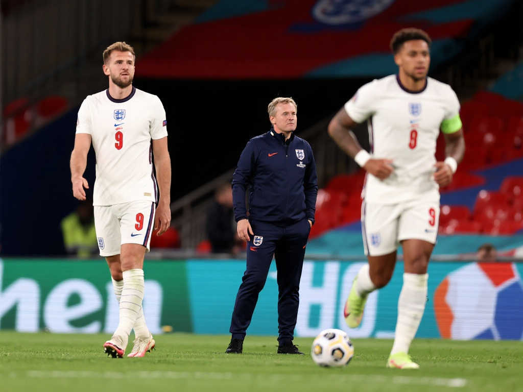 对队伍长期 对队伍长期